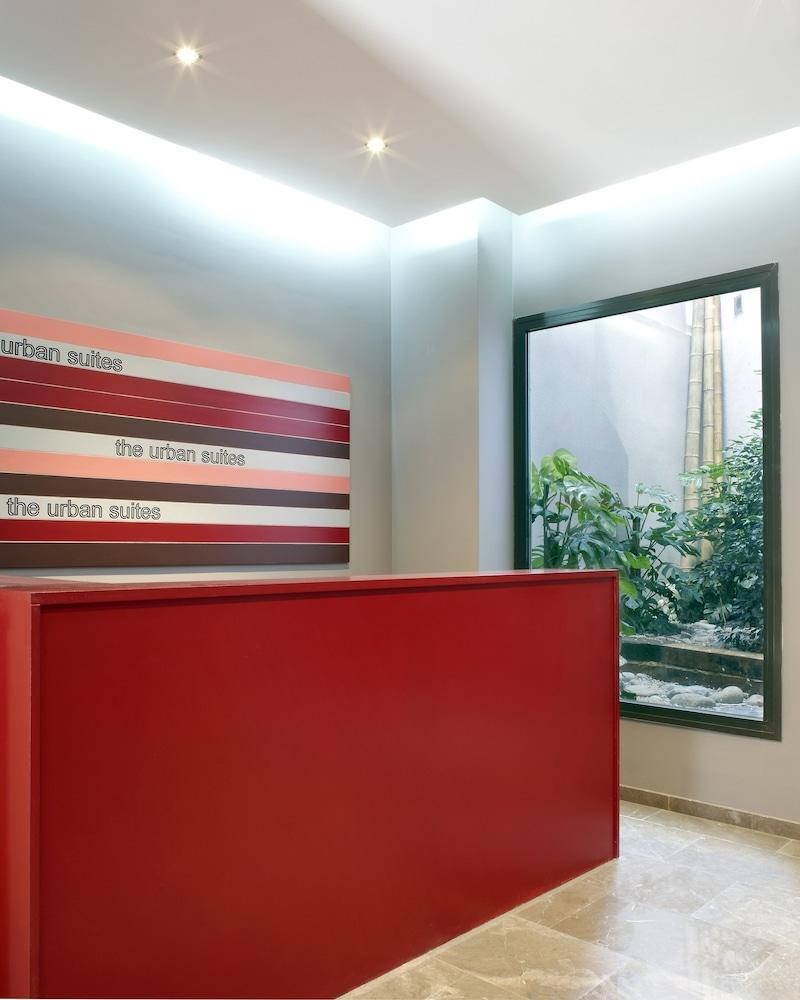 Limehome Barcelona Rector Triado Екстериор снимка