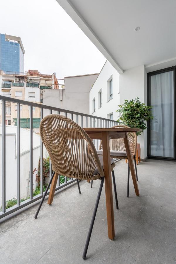 Limehome Barcelona Rector Triado Екстериор снимка