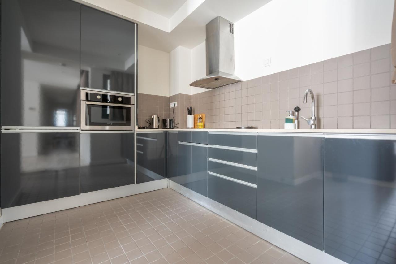 Limehome Barcelona Rector Triado Екстериор снимка