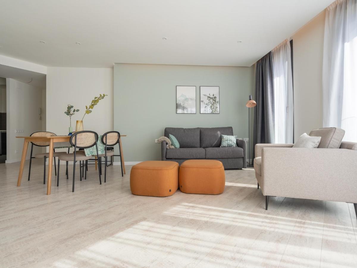 Limehome Barcelona Rector Triado Екстериор снимка