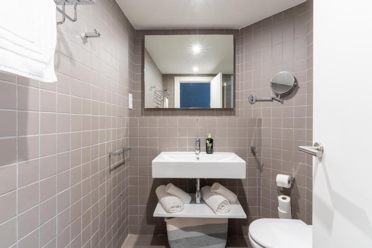 Limehome Barcelona Rector Triado Екстериор снимка