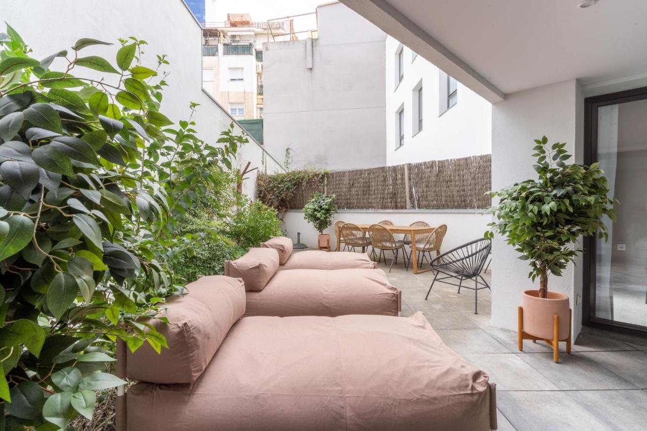 Limehome Barcelona Rector Triado Екстериор снимка