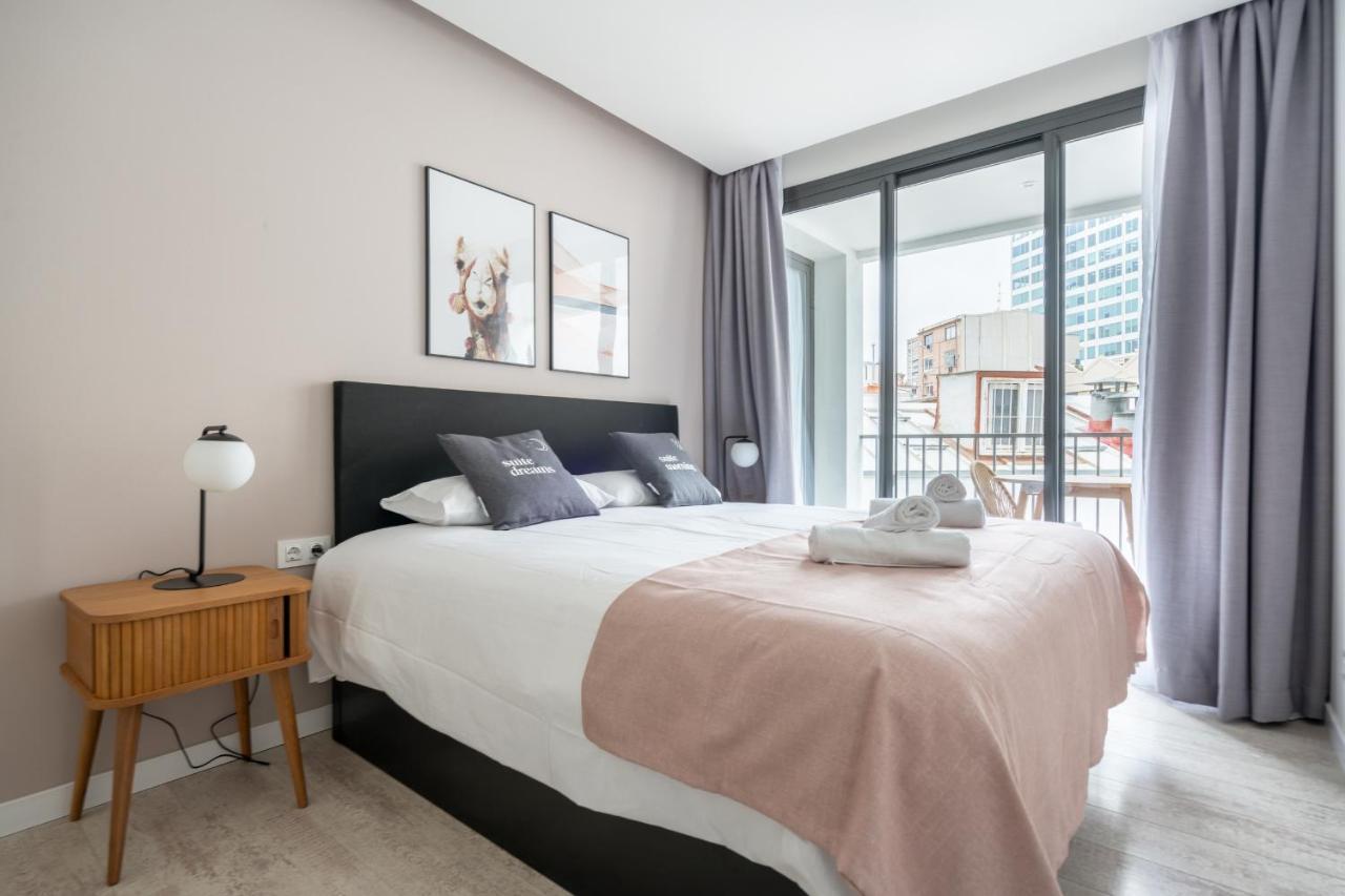 Limehome Barcelona Rector Triado Екстериор снимка