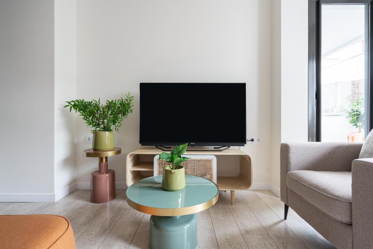 Limehome Barcelona Rector Triado Екстериор снимка