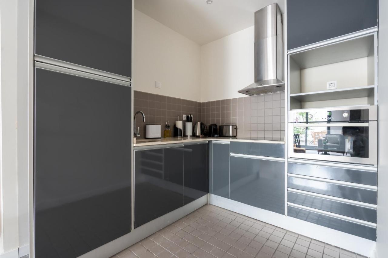 Limehome Barcelona Rector Triado Екстериор снимка