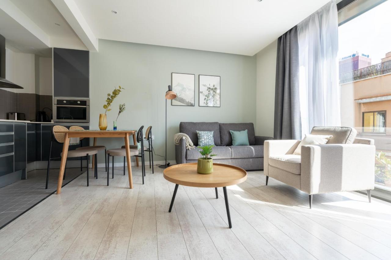 Limehome Barcelona Rector Triado Екстериор снимка