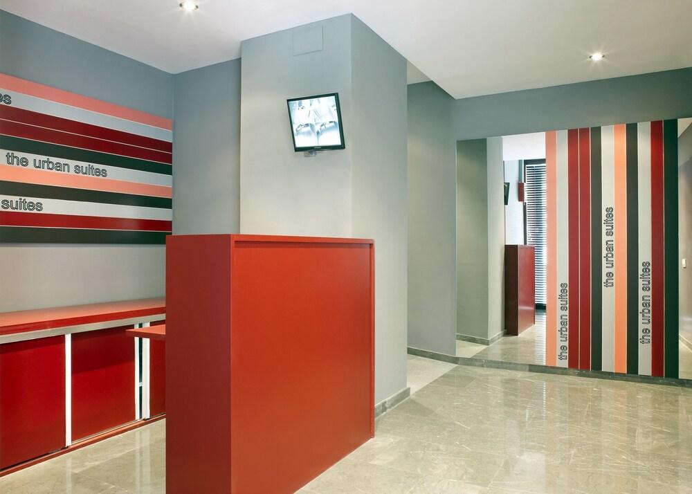 Limehome Barcelona Rector Triado Екстериор снимка